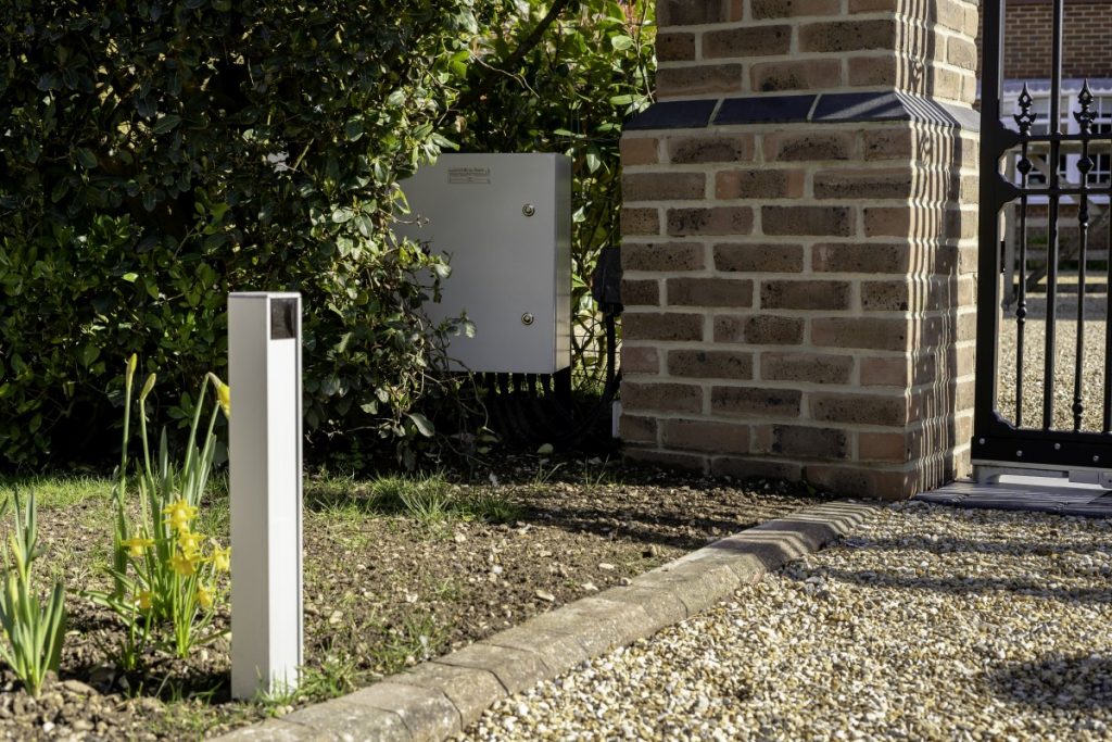 automated driveway gate 6