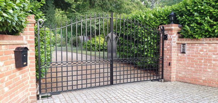 Electric entrance gates in kent