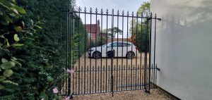 Made to Measure Lockable Pedestrian Garden Gate with side panels in Esher, Oxted, Horsham, Haywards Heath, Brighton, Sussex, Surrey, Kent and London
